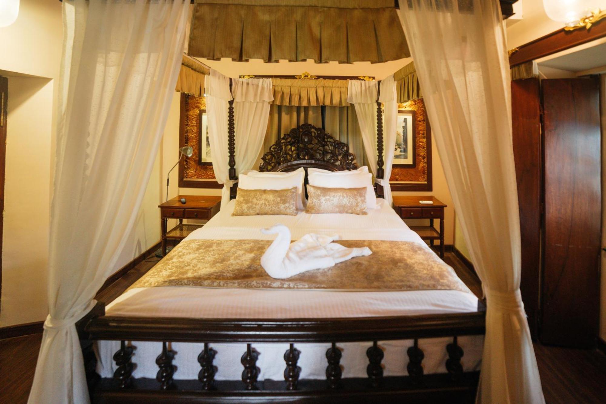 Casa Menezes - A Heritage Goan Homestay Bambolim Ngoại thất bức ảnh