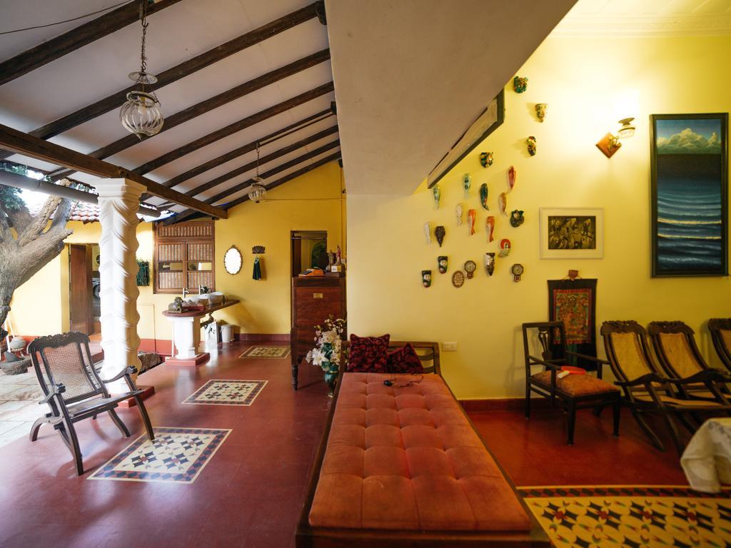 Casa Menezes - A Heritage Goan Homestay Bambolim Ngoại thất bức ảnh
