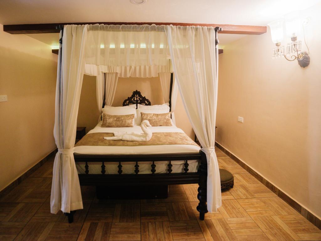 Casa Menezes - A Heritage Goan Homestay Bambolim Ngoại thất bức ảnh