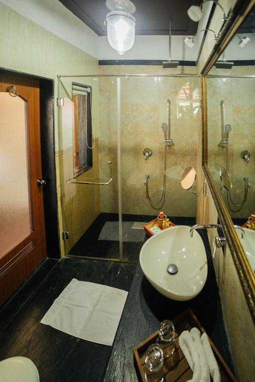 Casa Menezes - A Heritage Goan Homestay Bambolim Ngoại thất bức ảnh