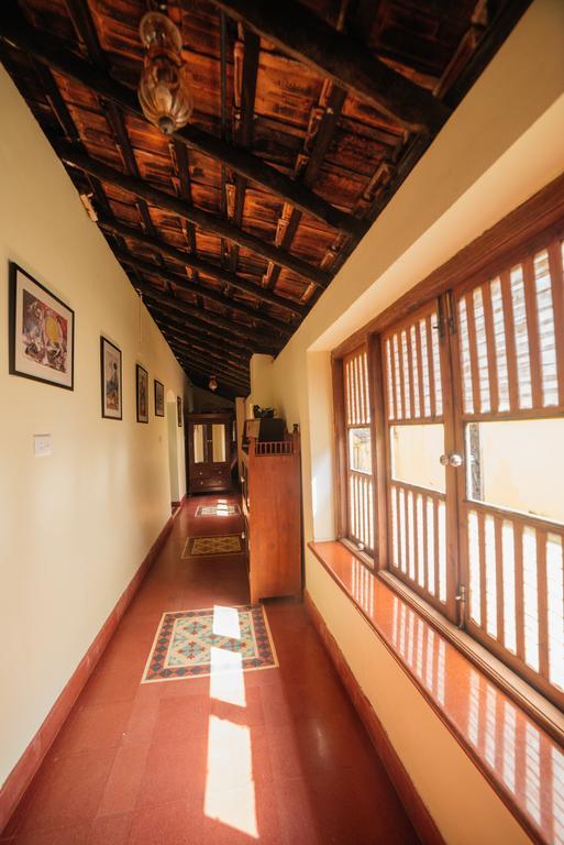 Casa Menezes - A Heritage Goan Homestay Bambolim Ngoại thất bức ảnh