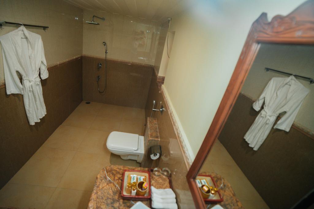 Casa Menezes - A Heritage Goan Homestay Bambolim Ngoại thất bức ảnh
